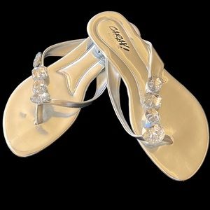 CARAY!  Faux Crystal Silver Flip Flops  - New w/ Tags - Size 6